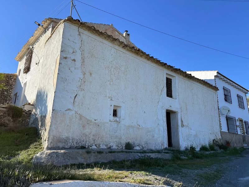 🏡Cortijo en El Saliente con 1.400m2 2