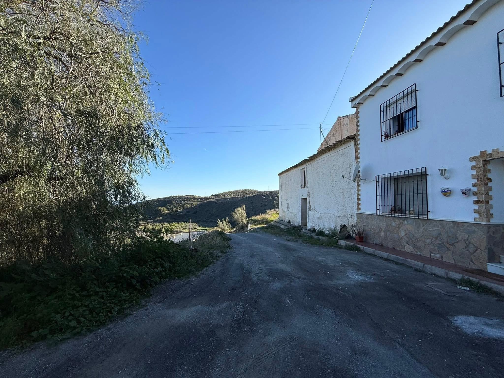 🏡Cortijo en El Saliente con 1.400m2 3