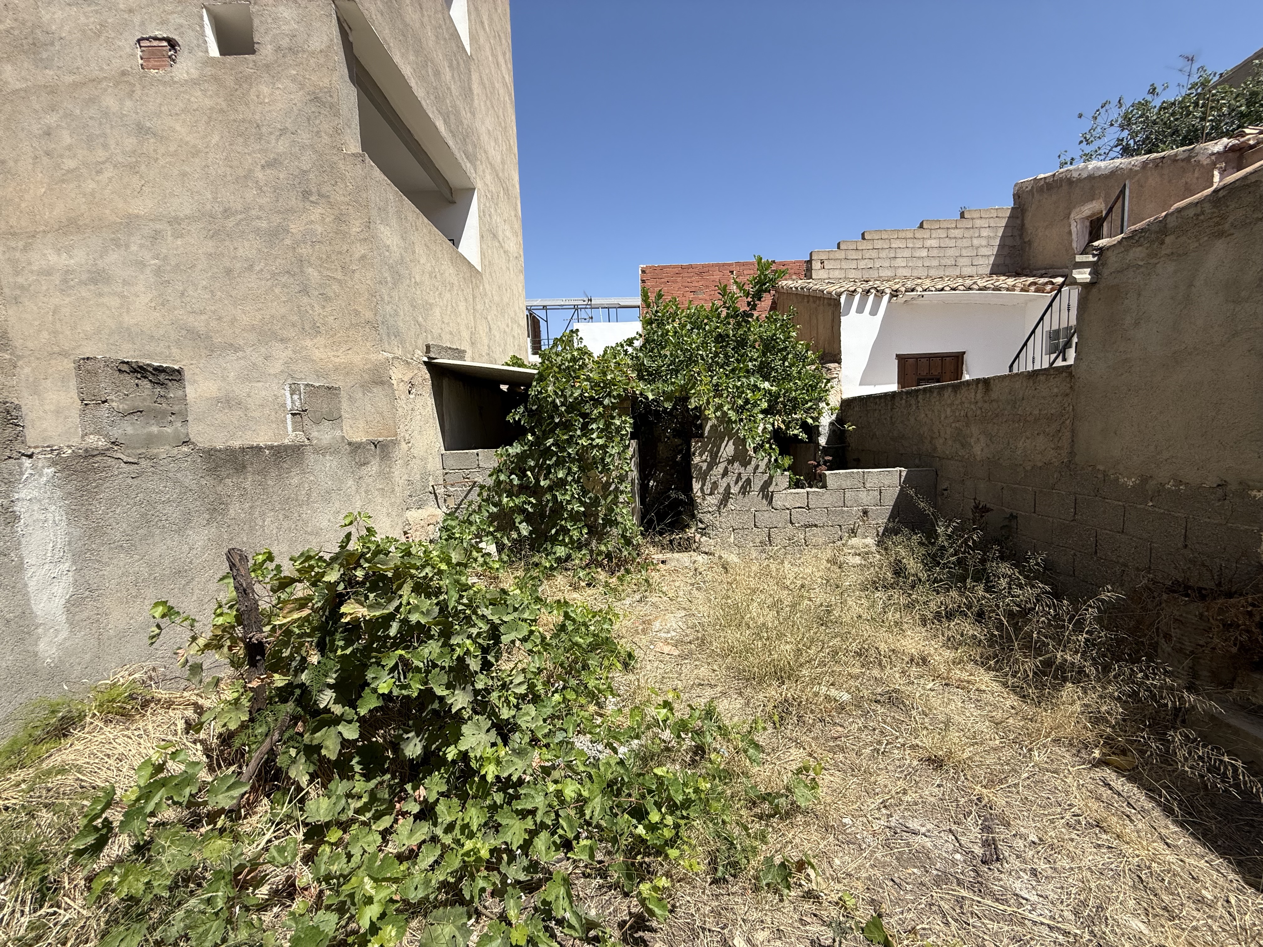 🏡 Vivienda para reformar junto a Plaza de los Dolores – Albox (Almería) 3