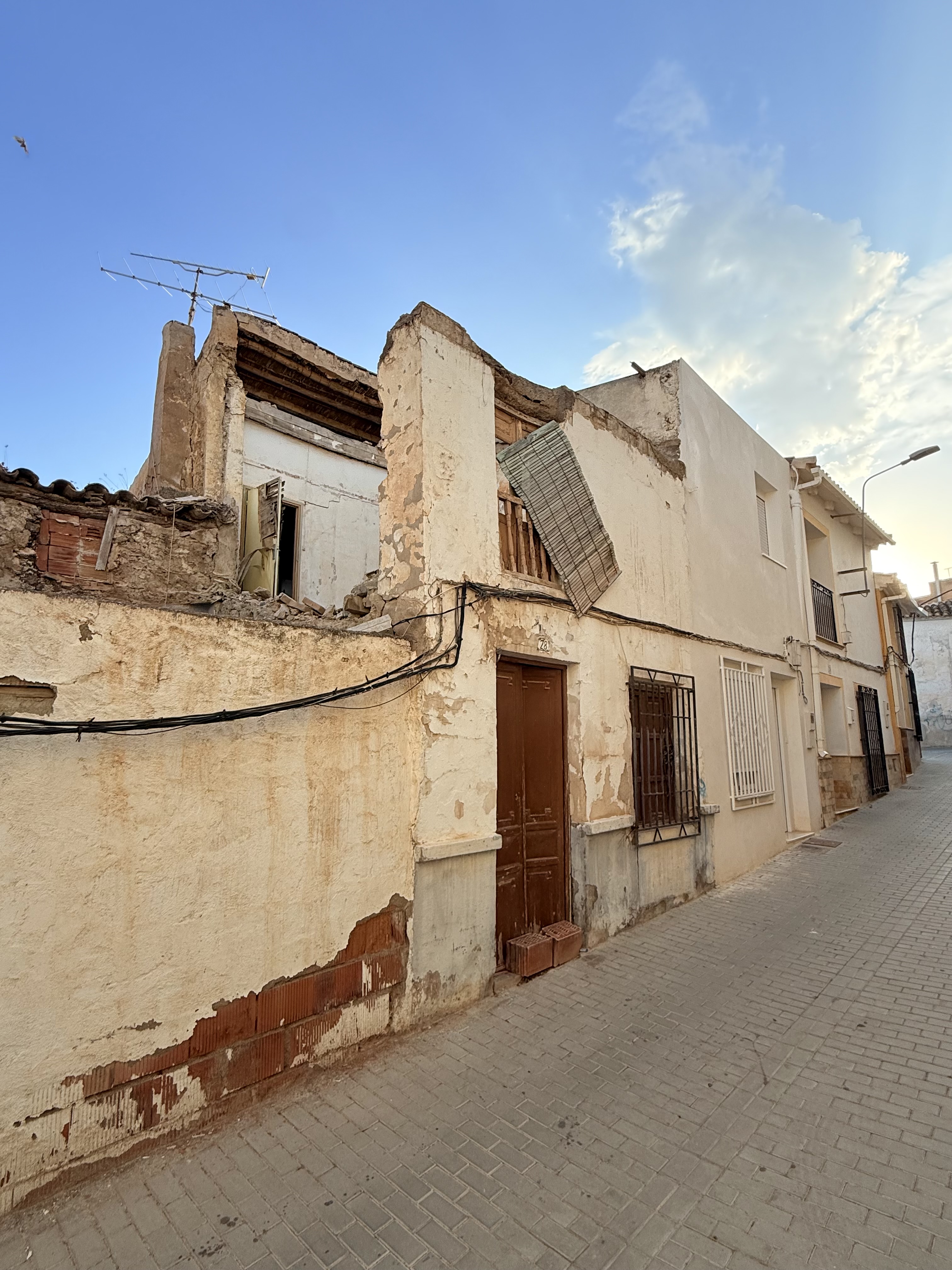 ☀️🏡 Una casa con un gran potencial… y acceso por dos calles – Albox (Almería)