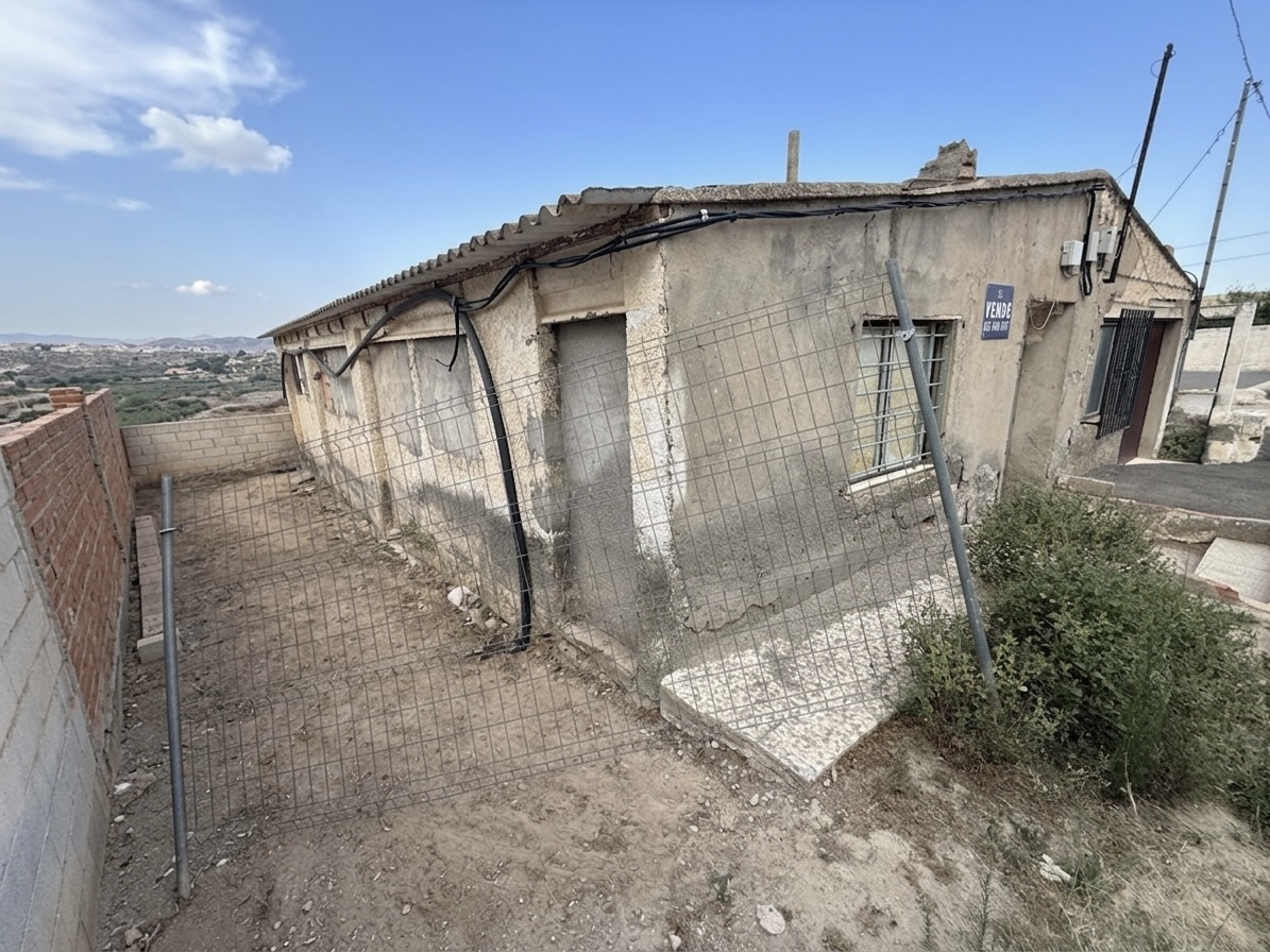 🏡 Casa con Patio para reformar Albox (Almeria) 2